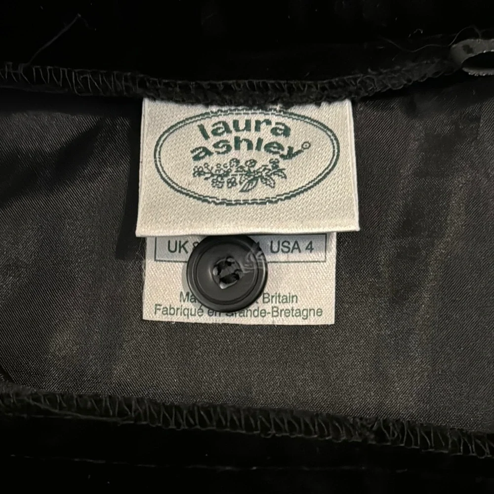 Laura Ashley Velvet Black Vintage Soft Luxe Lined Button Zip Up Midi Skirt 4 - Picture 5 of 11